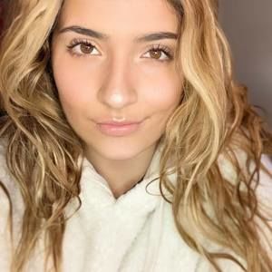 Meet your Posher, Daisy